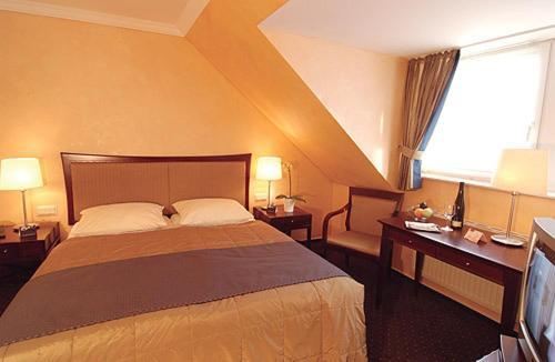 Hotel Ambiente Trèves Chambre photo